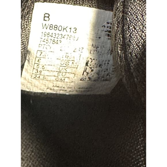 New Balance Fresh Foam 880v10 Women’s Running Shoes Size 7 - Picture 3 of 8